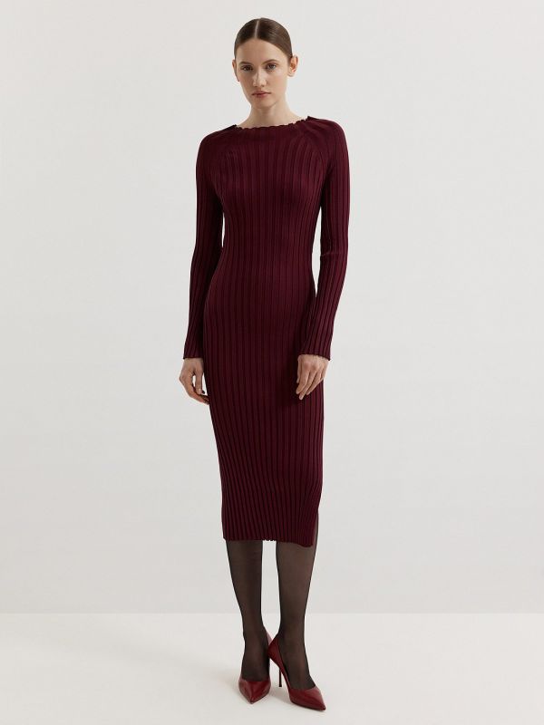 Knitted dress with slit 179270283-307