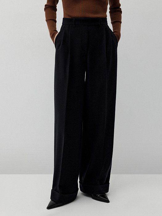 Wide pants made of wool flannel 424450163-167