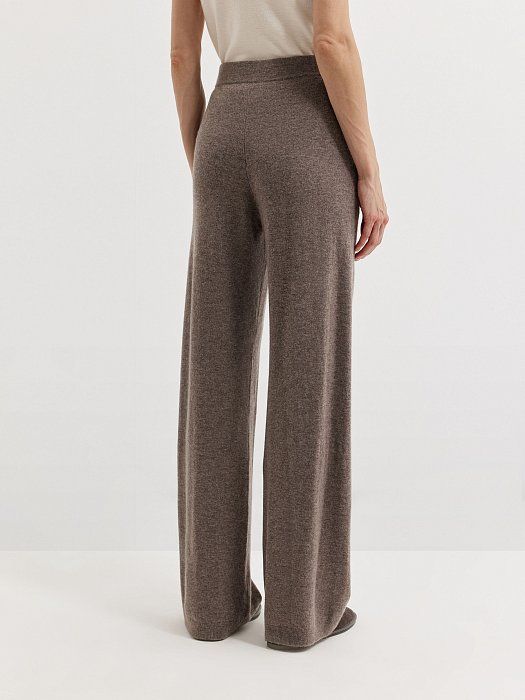 Loose pants made of wool with cashmere 410050256-062