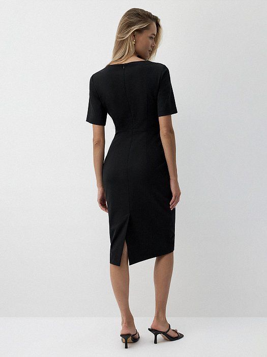 Fitted dress in wool 408270187-167