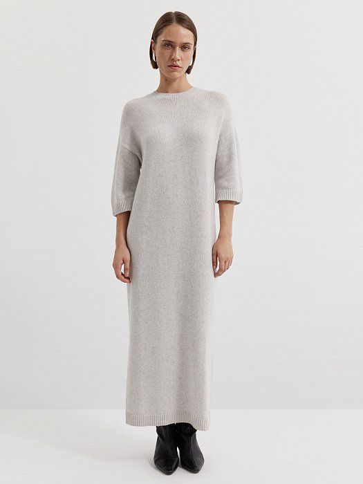 Knitted dress made of wool with cashmere 427070382-759