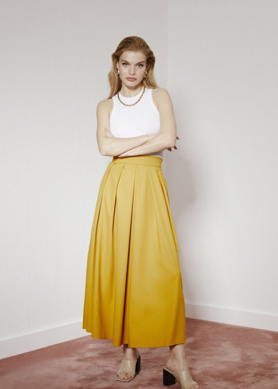 Pleated Long Flared Skirt