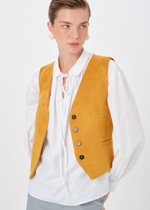 BUTTONED SUEDE VEST