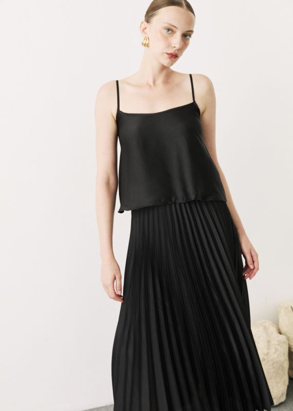 PLEATED SATIN SKIRT