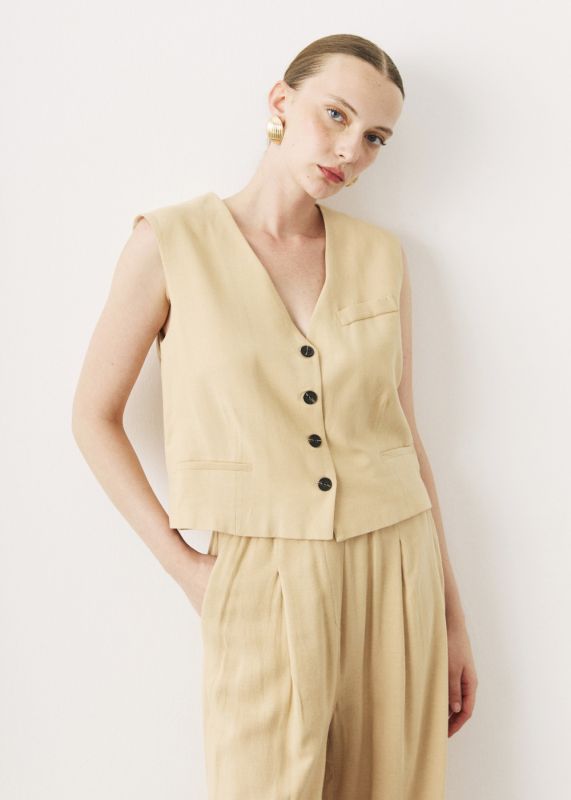 SHORT CLASSIC COLLAR VEST-LINEN PANTS WITH ELASTIC WAIST