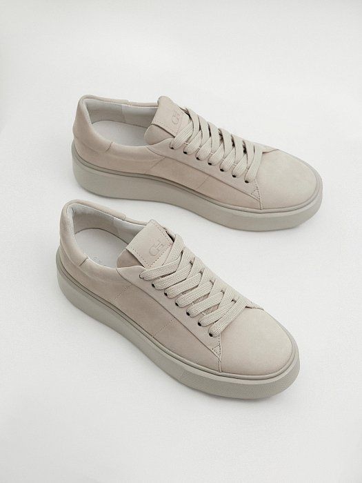 Sneakers made of natural nubuck 902380022-028